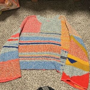 Fun cropped cropped sweater 🎨